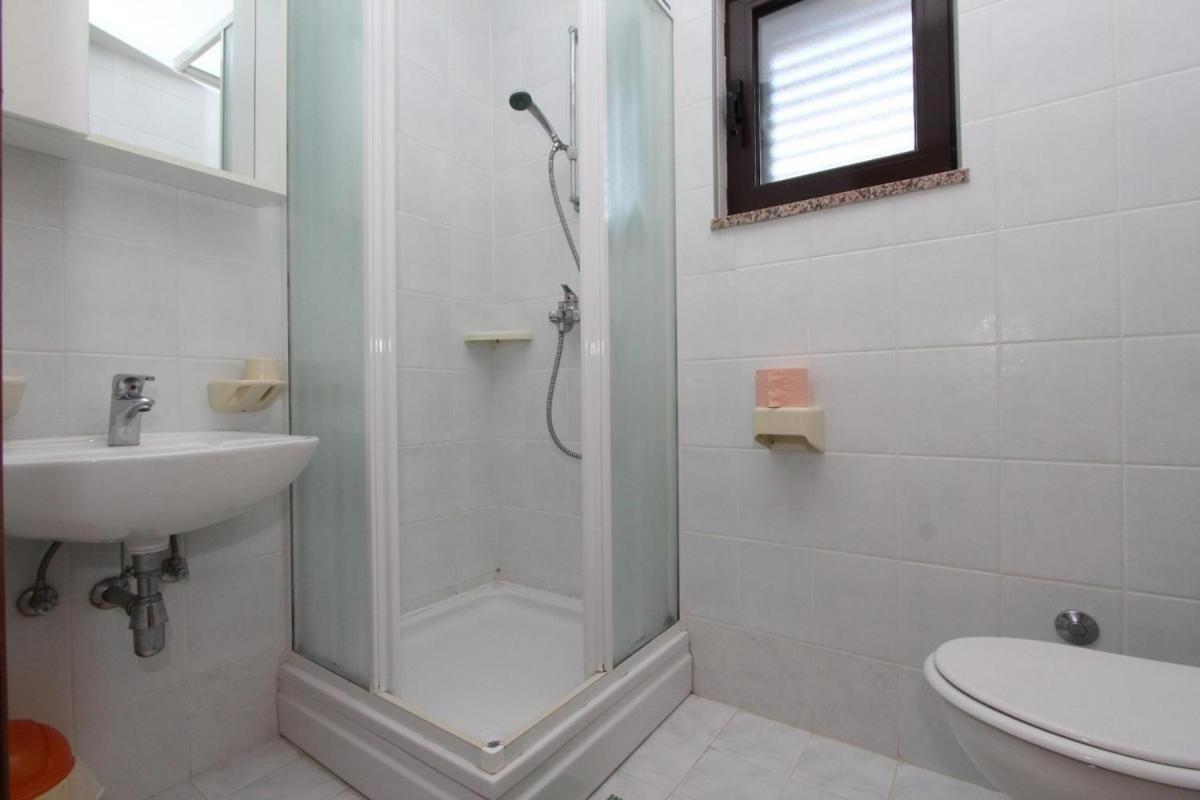 Apartments Jasna ロヴィニ エクステリア 写真